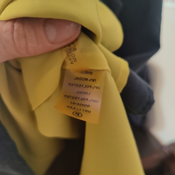 Andrew Marc Dark Gray sexy soft date night dress π©Ά (Size 8) π©Ά - Picture 5 of 8